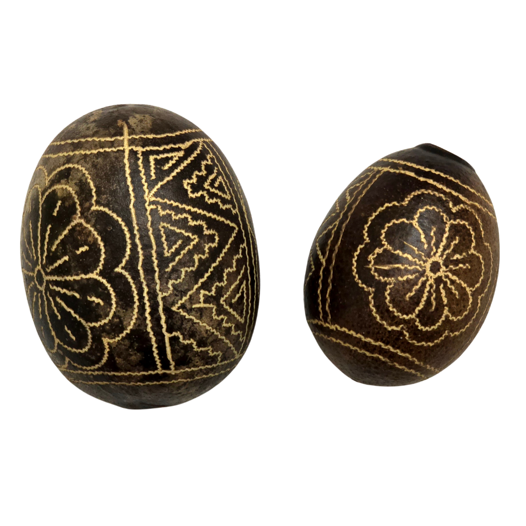 Shipibo pattern calabash hand rattle - made by Peruvian Amazon artisan - Amazon Ecology