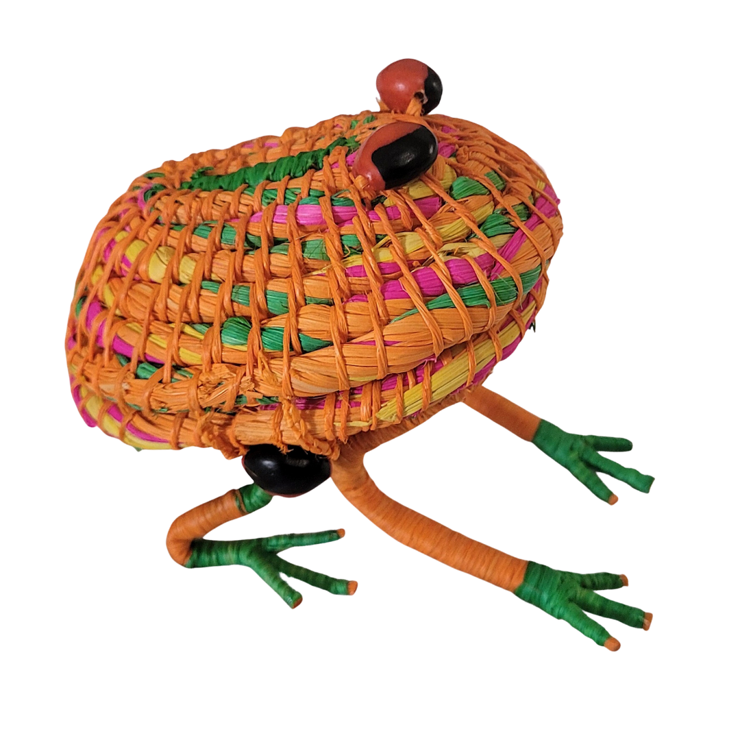 WOVEN FROG FAIR-TRADE DECORATION AND JEWELRY KEEPER - Amazon Ecology
