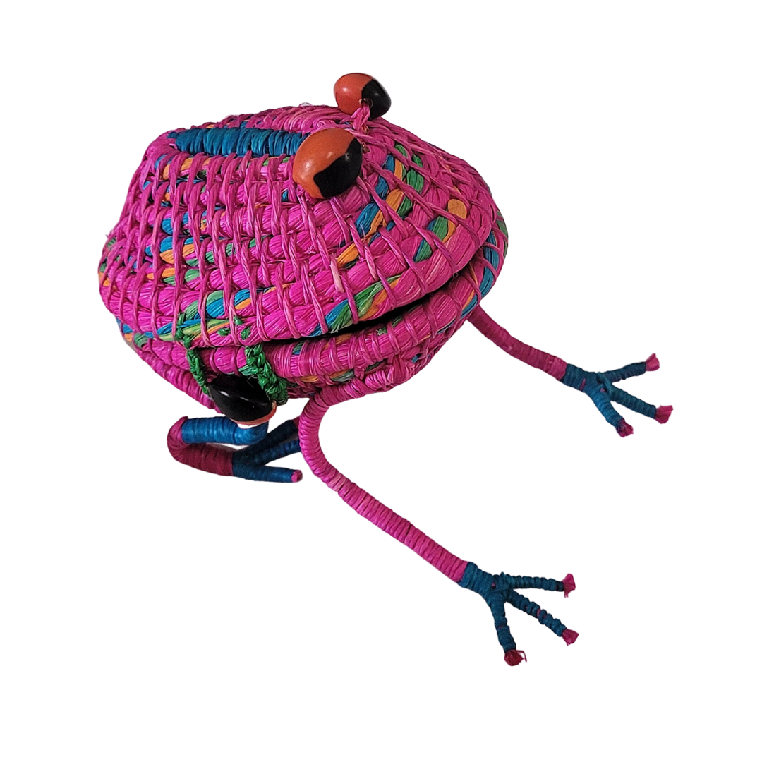 WOVEN FROG FAIR-TRADE DECORATION AND JEWELRY KEEPER - Amazon Ecology