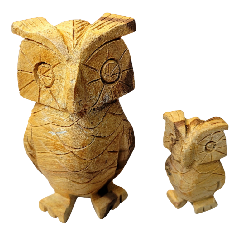 AROMATIC PALO SANTO WOOD OWL FIGURE - FAIR -TRADE - CARVED BY PERUVIAN AMAZON ARTISAN - Amazon Ecology