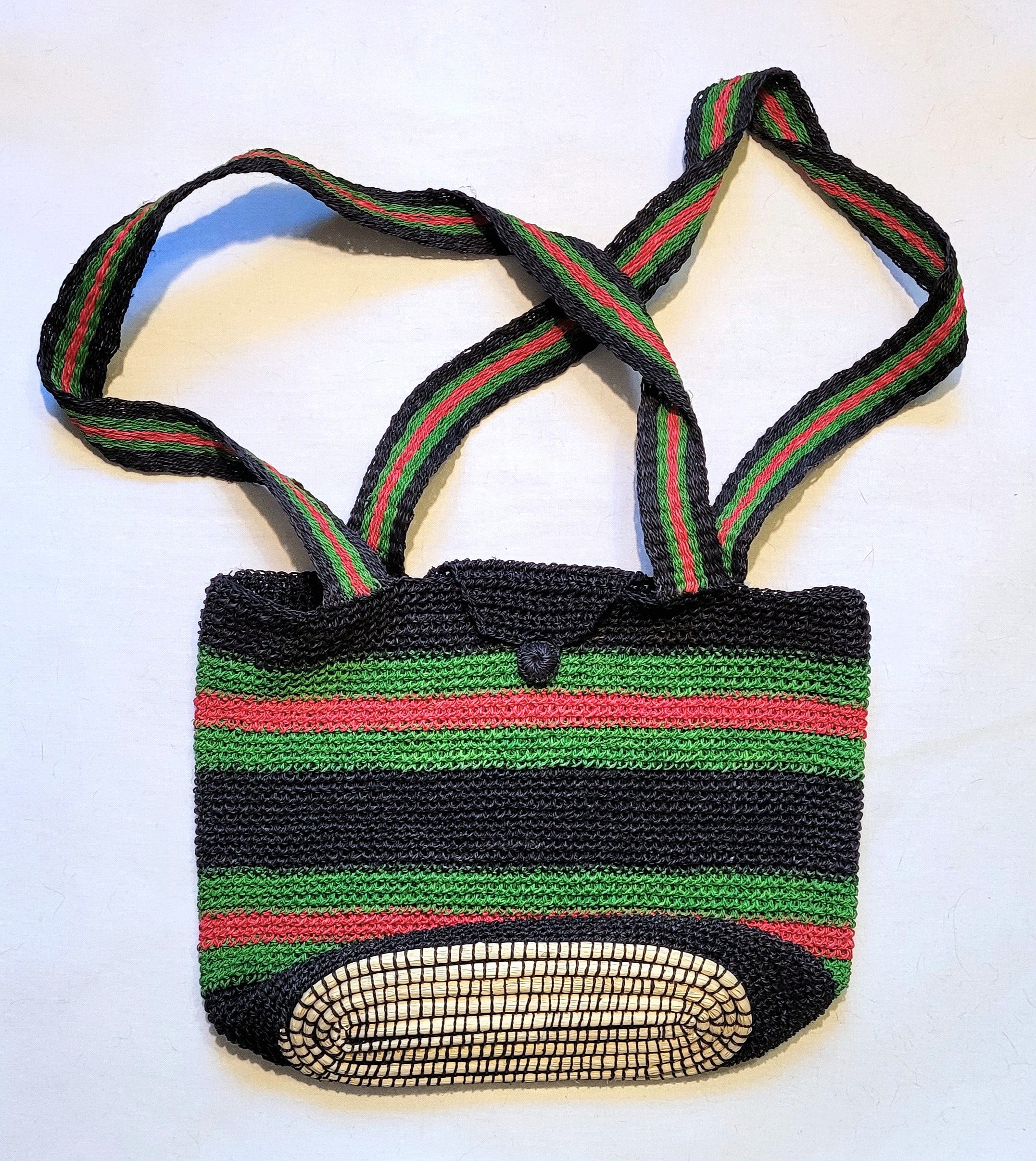 Crocheted Black, Green & Red Purse. Clasp & Double Strap, bag made in Peruvian Amazon - Amazon Ecology