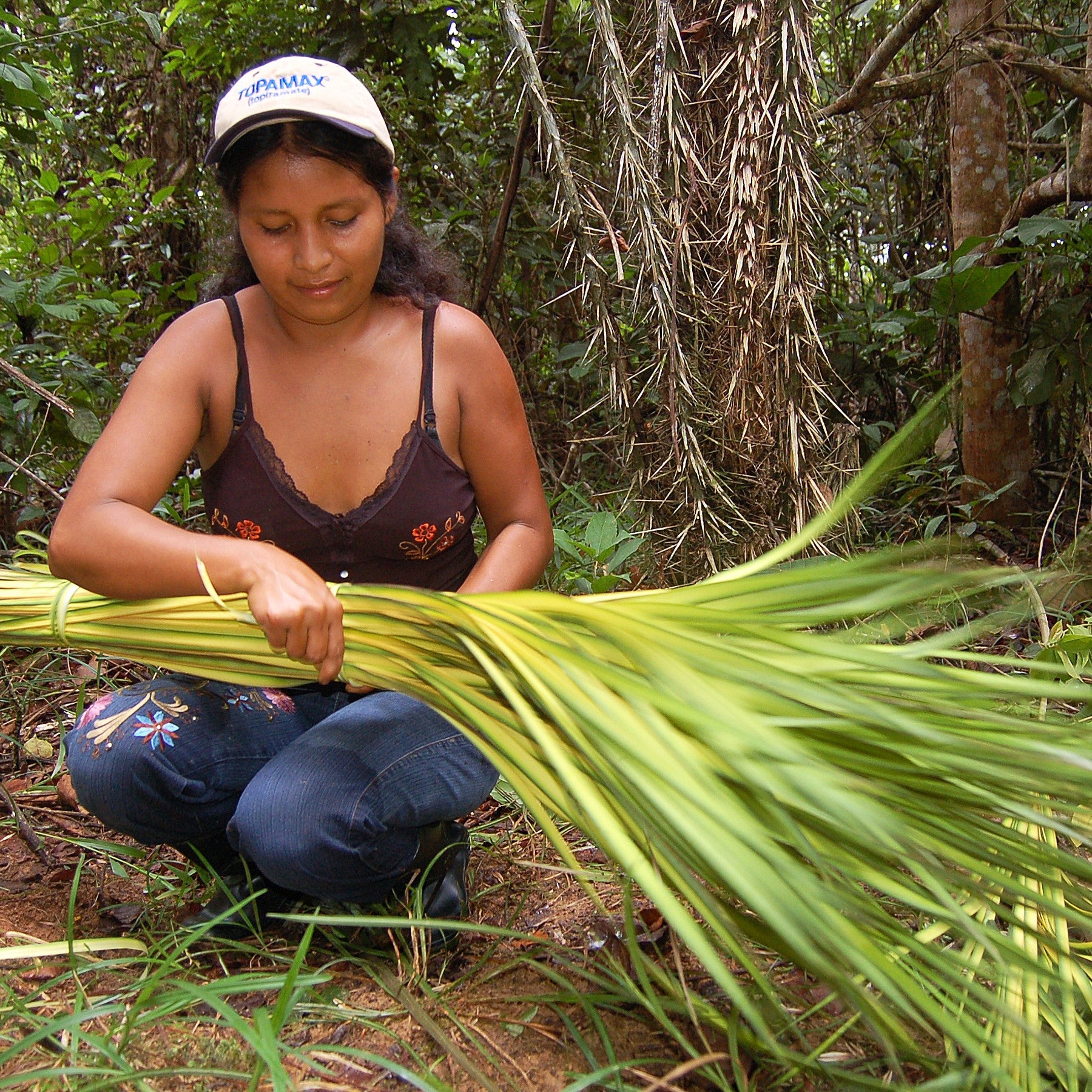 Handmade Open Weave Striped Double Strap Bags from the Peruvian Amazon - Amazon Ecology