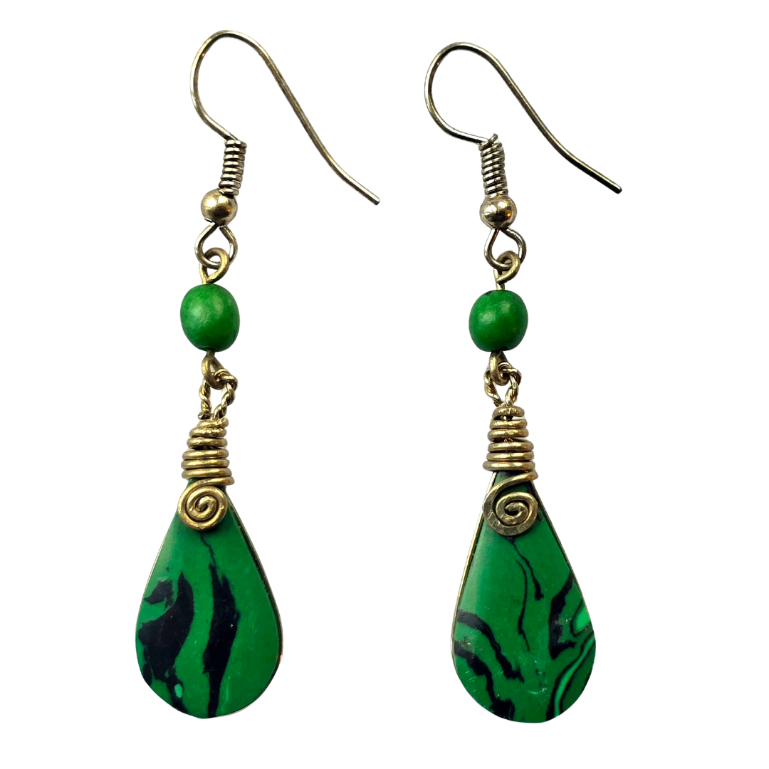 Malaquite teardrop stone and silver wire earrings - from the Peruvian Amazon