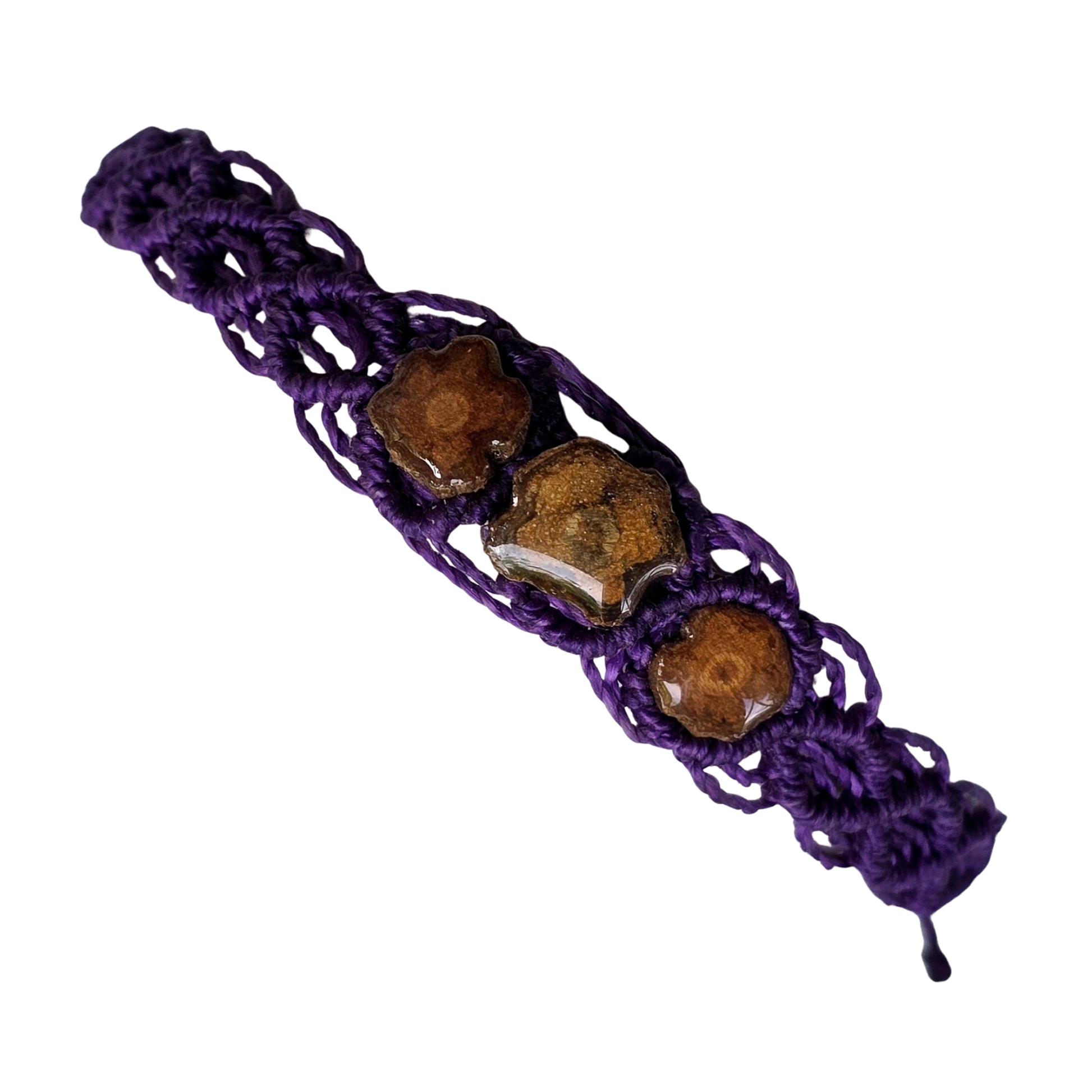 Macrame bracelet with 3 pieces of ayahuasca - made by Peruvian Amazon artisan - Amazon Ecology