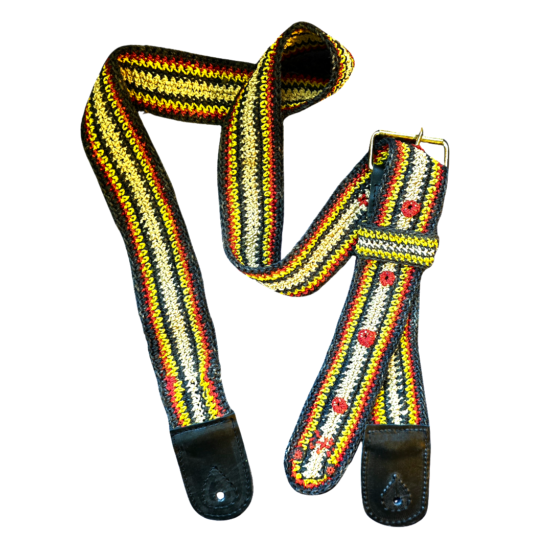 FAIR -TRADE HAND-MADE GUITAR STRAP - SHUSHUPE/BUSHMASTER PATTERN - WOVEN BY PERUVIAN AMAZON ARTISAN - Amazon Ecology