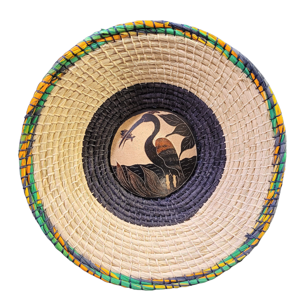 CHAMBIRA BASKET WITH WILDLIIFE CARVING ON CALABASH CENTER - MADE BY PERUVIAN AMAZON ARTISAN