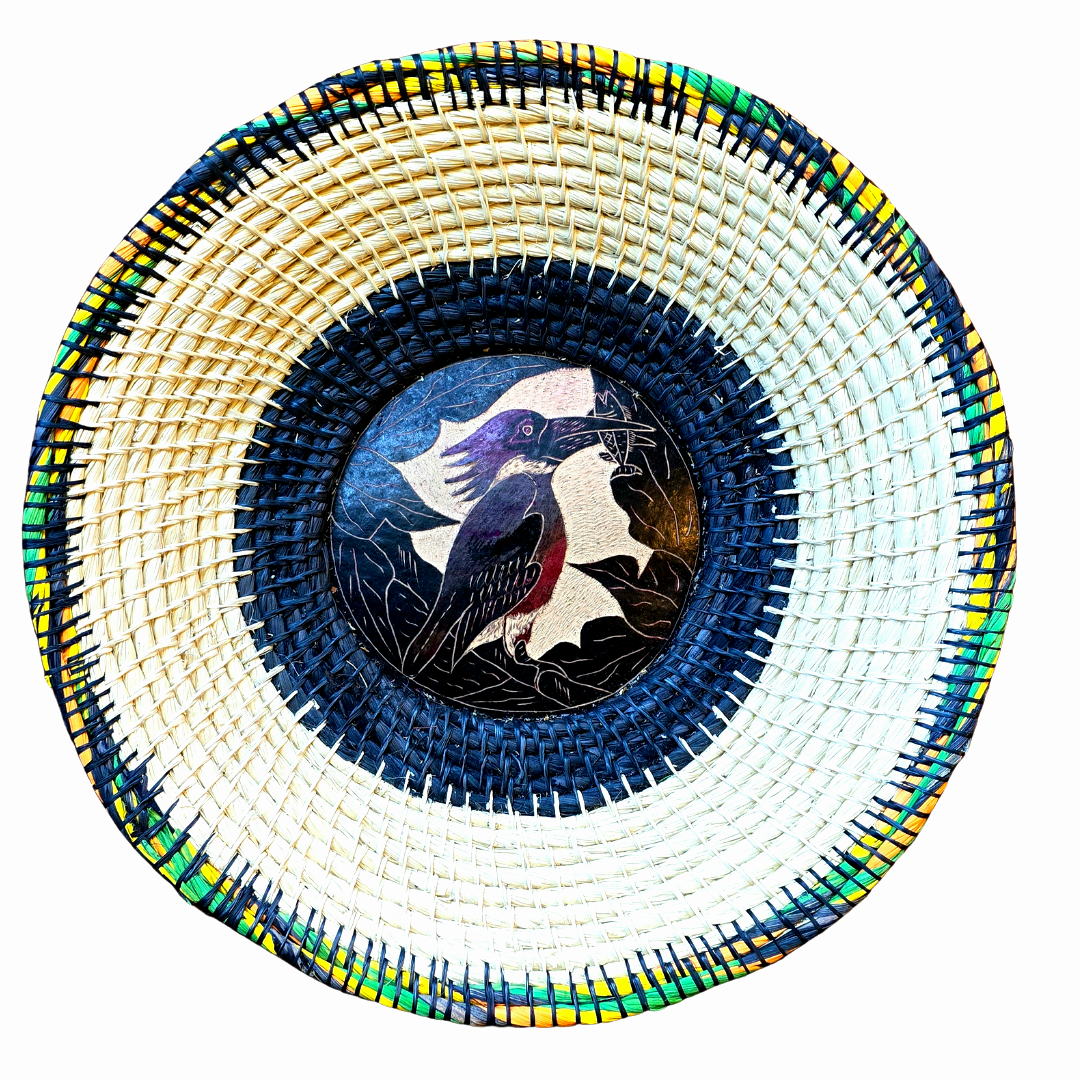 CHAMBIRA BASKET WITH WILDLIIFE CARVING ON CALABASH CENTER - MADE BY PERUVIAN AMAZON ARTISAN