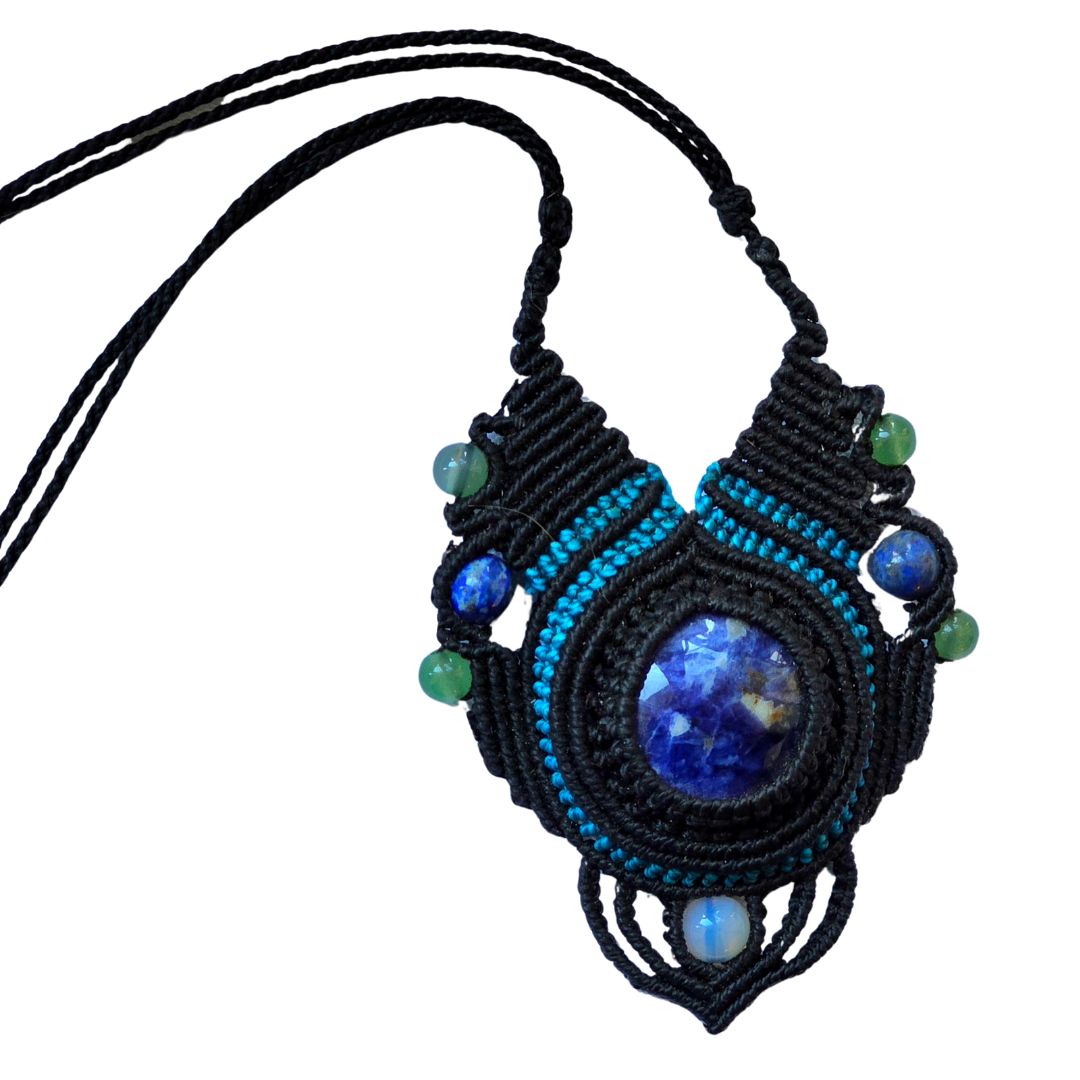 Fancy sodalite macrame necklace from the Peruvian Amazon - Amazon Ecology