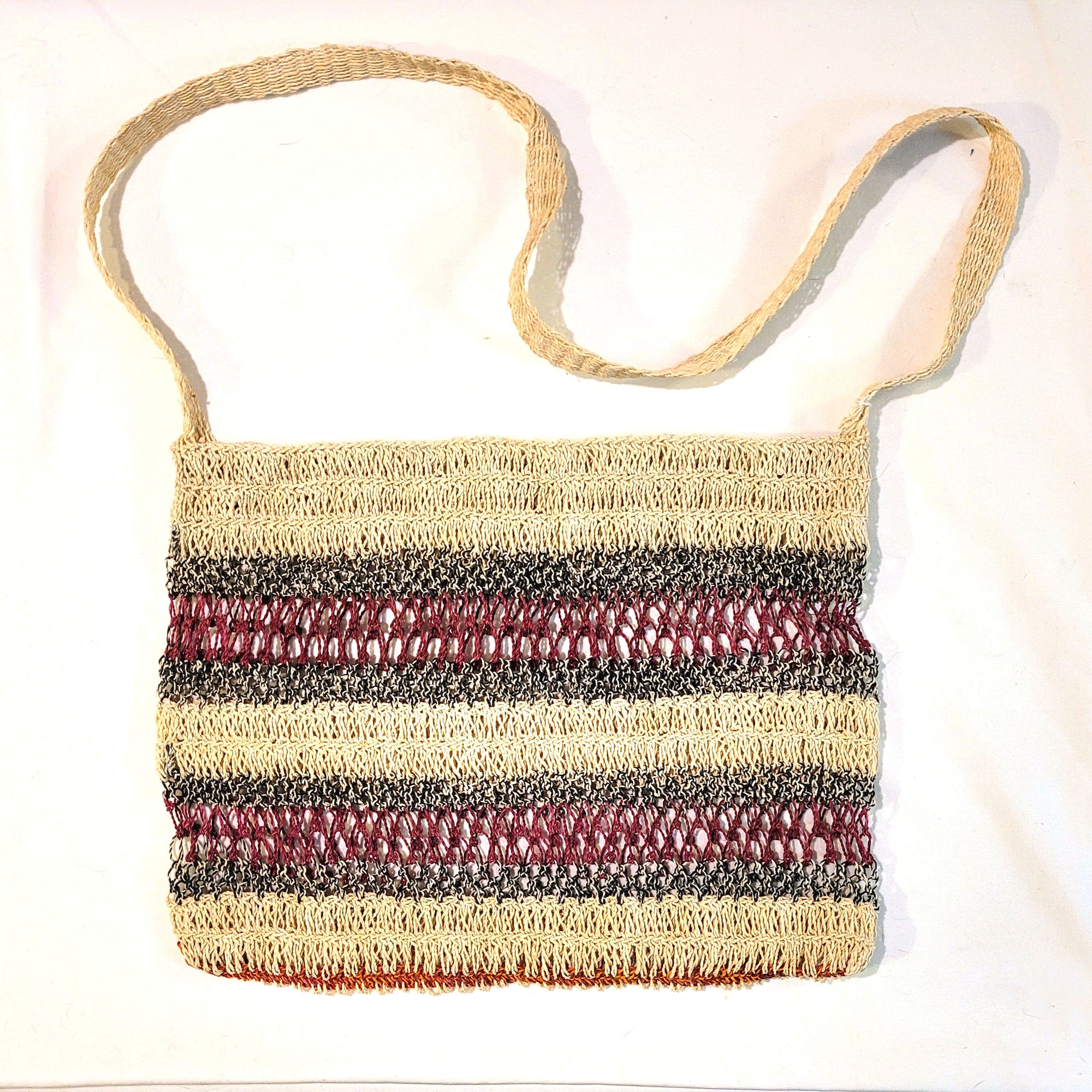 Large Multi-weave Chambira Palm Fiber Shoulder Bag made in the Peruvian Amazon