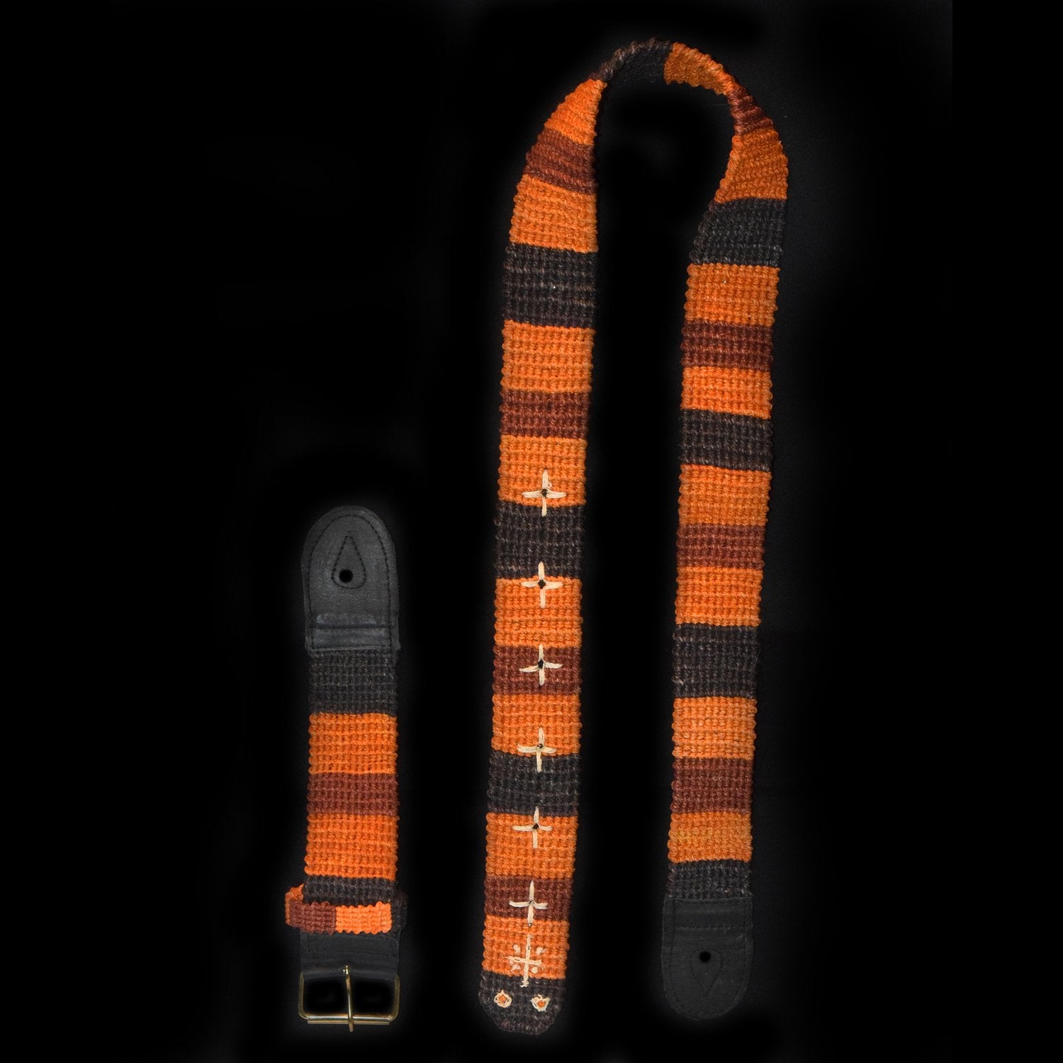 GS02B : Fair-trade hand-made Amazon guitar strap - coral snake model