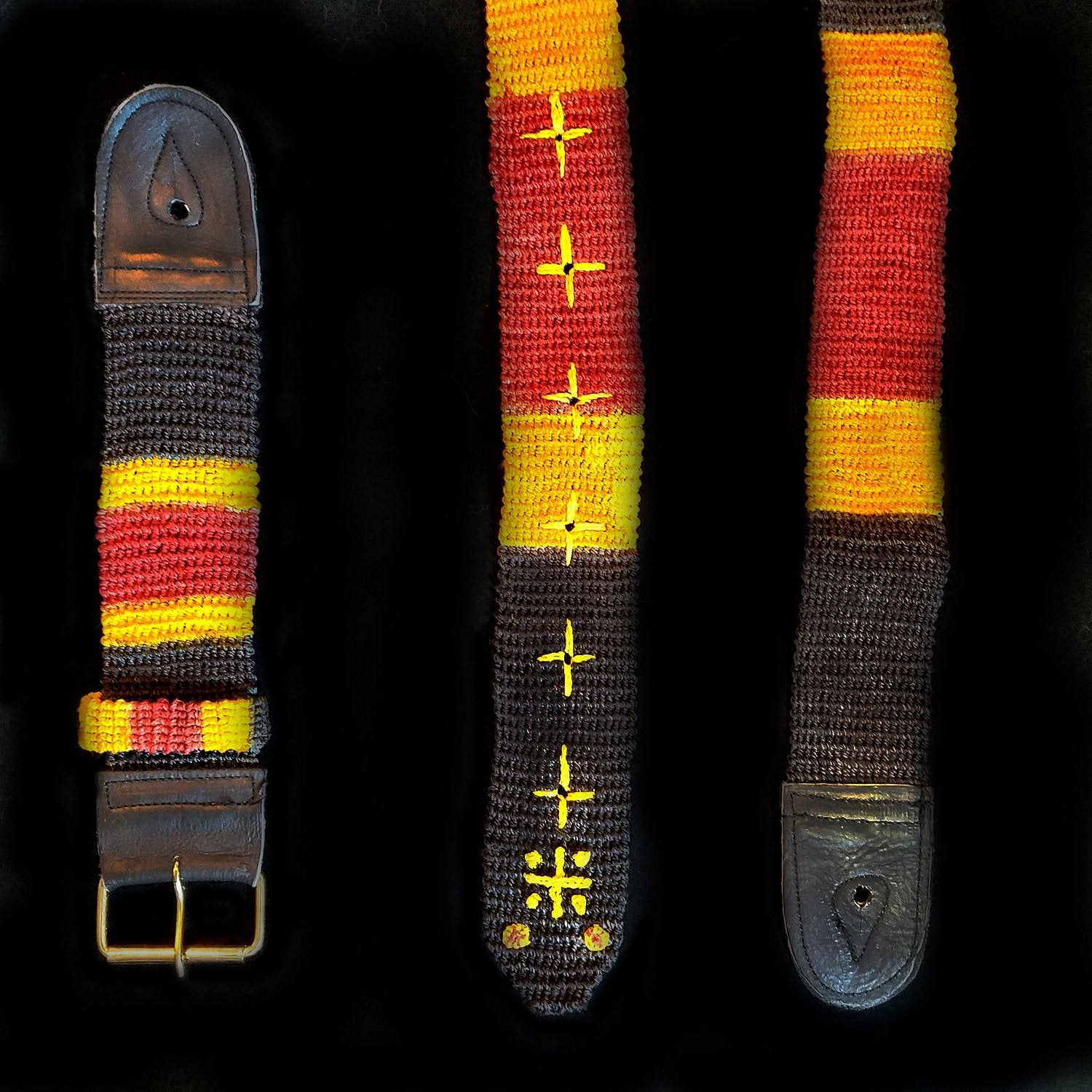 GS02C : Fair-trade hand-made Amazon guitar strap - coral snake model