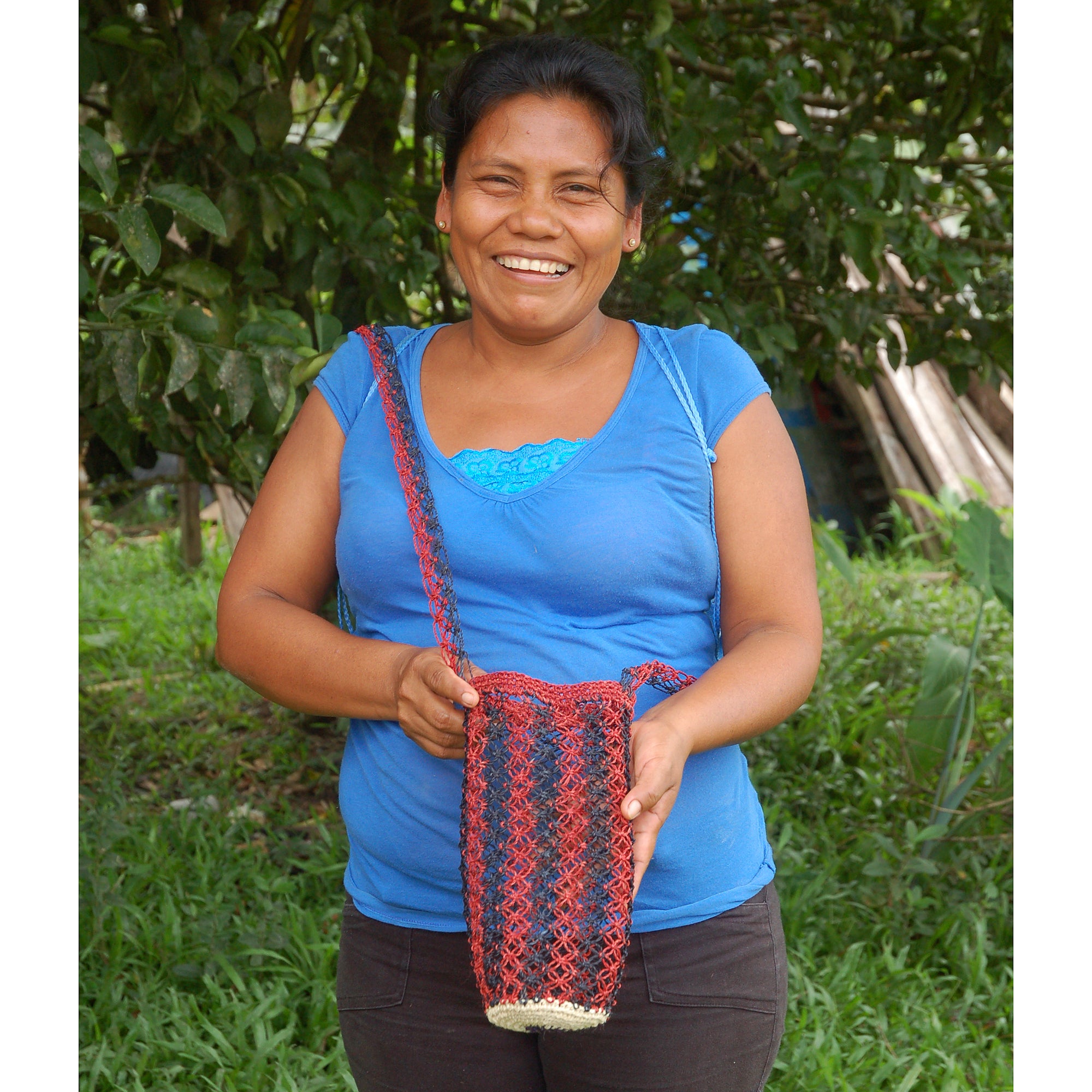 Fair-Trade Bottle Carrier/Wine Tote with black and red stripes - Amazon Ecology